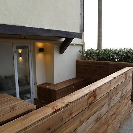 Appartement Face Mer Avec Terrasse Et Parking Trouville-sur-Mer Ngoại thất bức ảnh