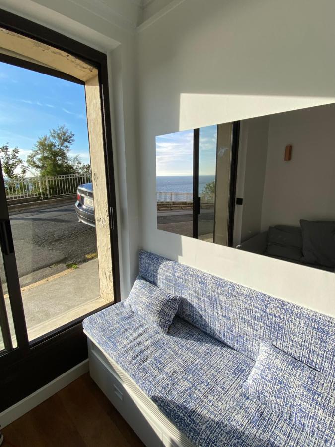 Appartement Face Mer Avec Terrasse Et Parking Trouville-sur-Mer Ngoại thất bức ảnh